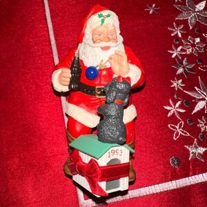 1992 Coca Cola Santa with‎ Dog Ornament Christmas Collectible